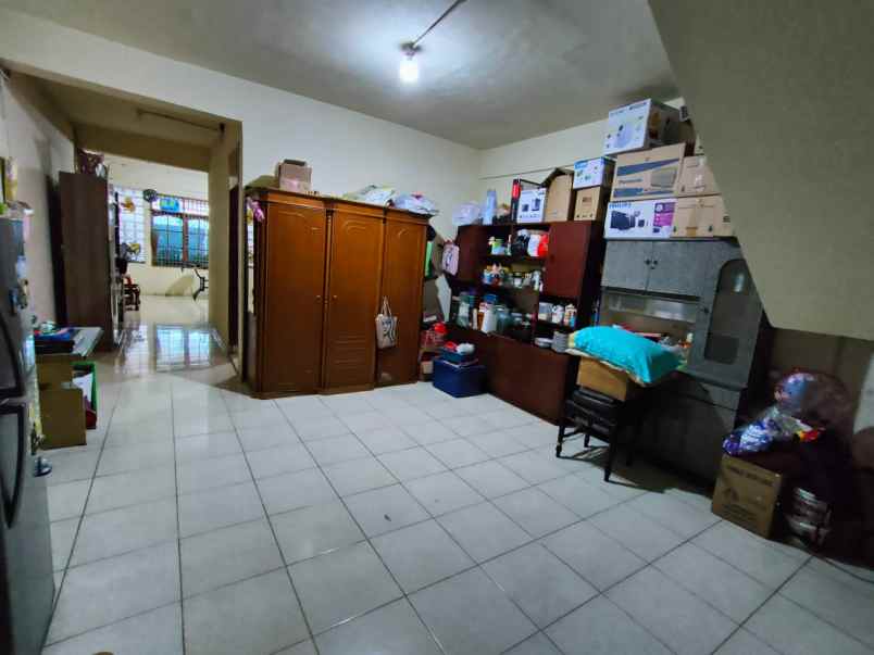 jual rumah bentuk ruko