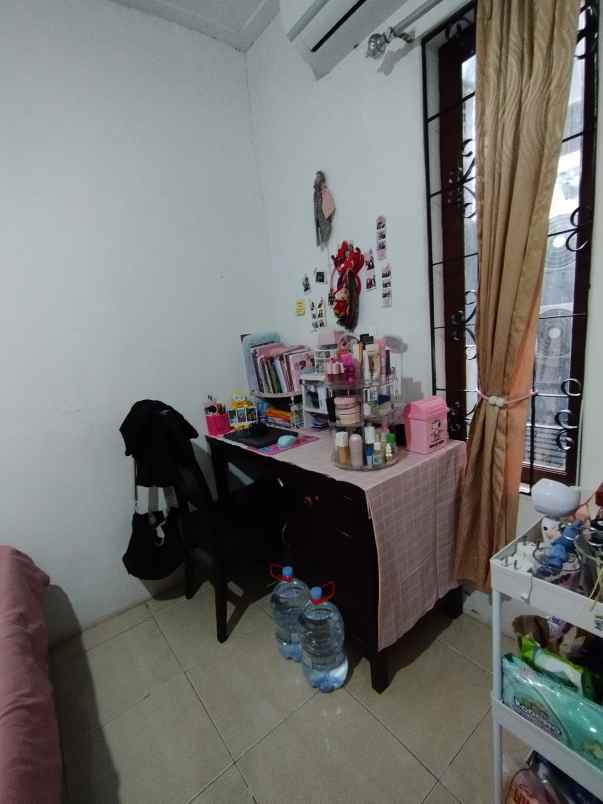 jual rumah kost 16 kamar di kuningan