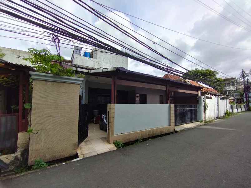 jual rumah kost 16 kamar di kuningan