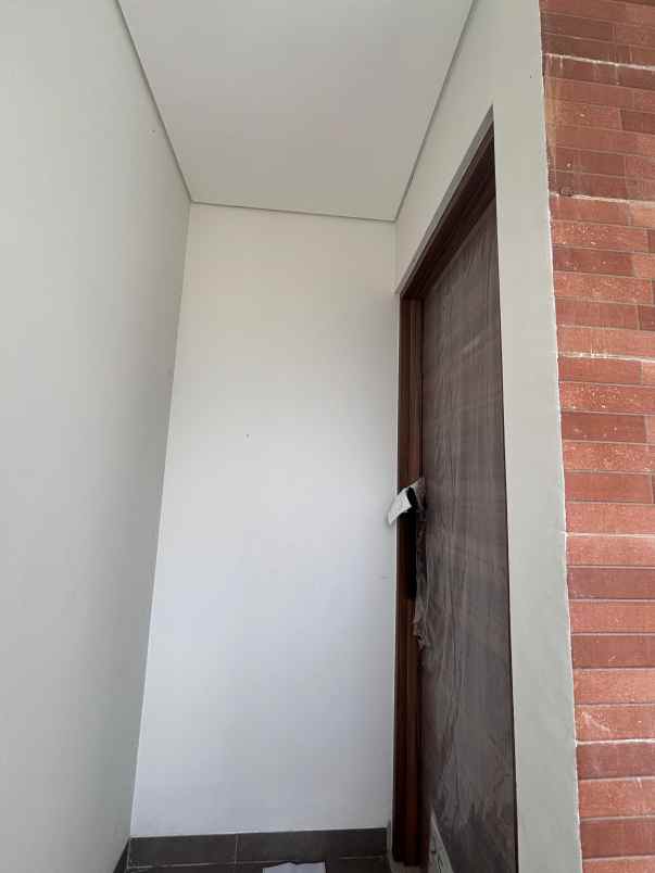 jual rumah taman surya 5 jak bar