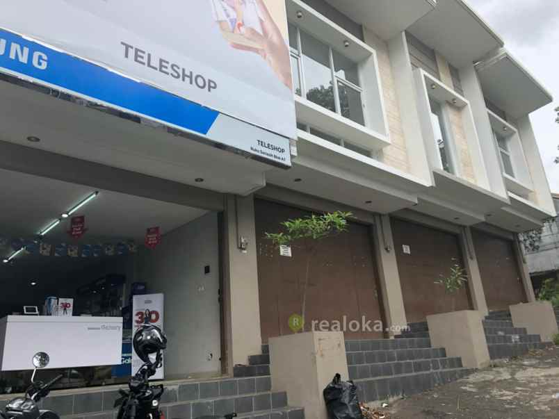 komersial sarijadi sariasih