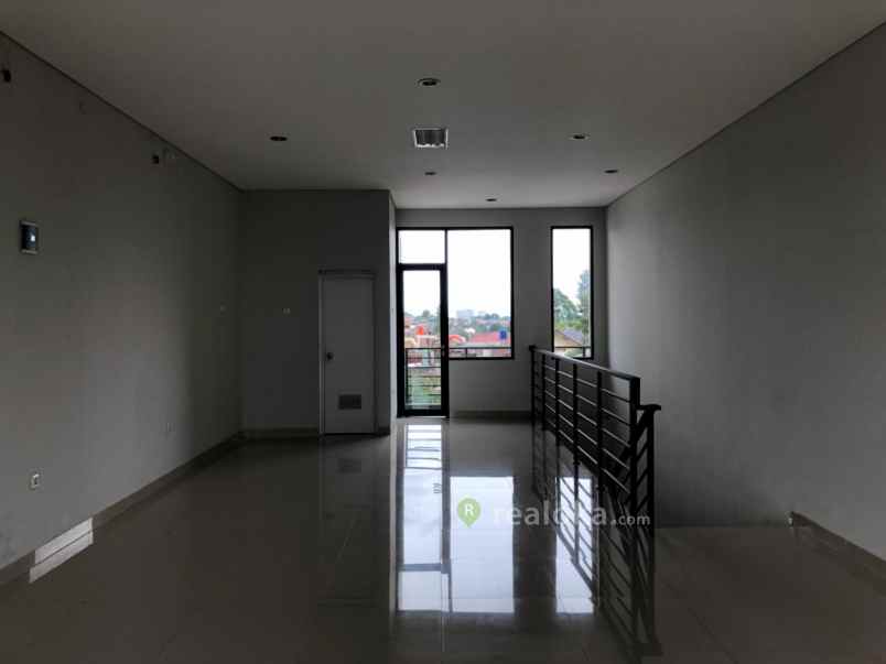 komersial sarijadi sariasih