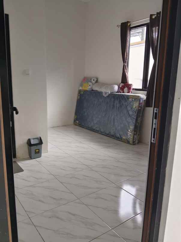 kost bangunan baru cihanjuang belakang stikes rajawali