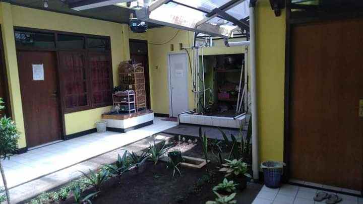 kost surya sumantri