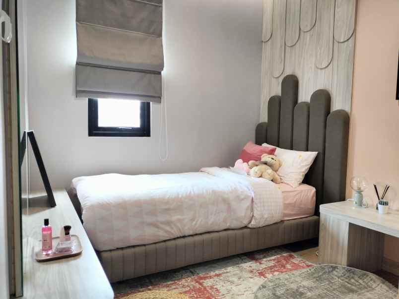 modern waterfront residence di tangerang kota