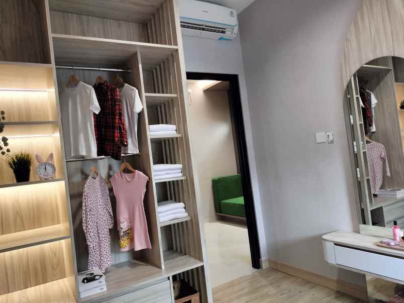 modern waterfront residence di tangerang kota