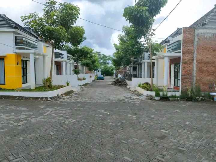 perumahan gondanglegi malang azvina regency