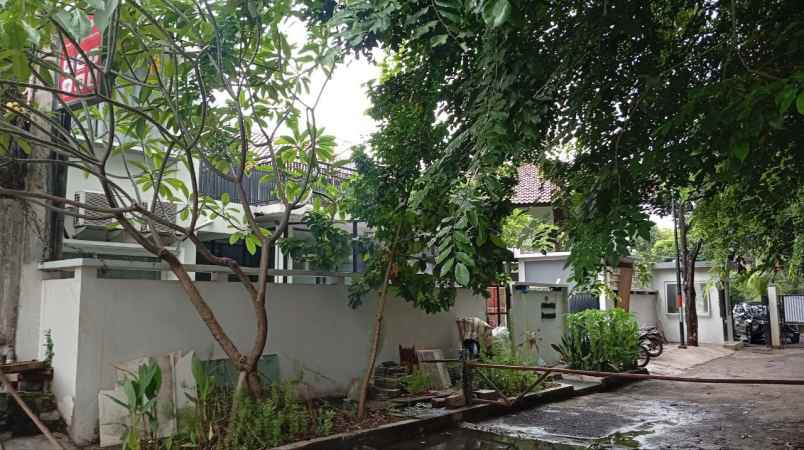 ruang usaha home stay di pondok kelapa jakarta timur