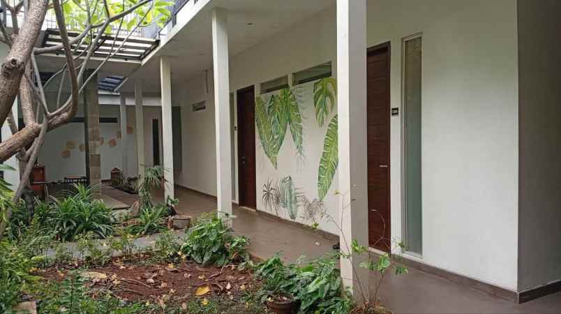 ruang usaha home stay di pondok kelapa jakarta timur