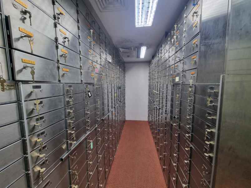 ruko gudang kantor jl boulevard barat raya