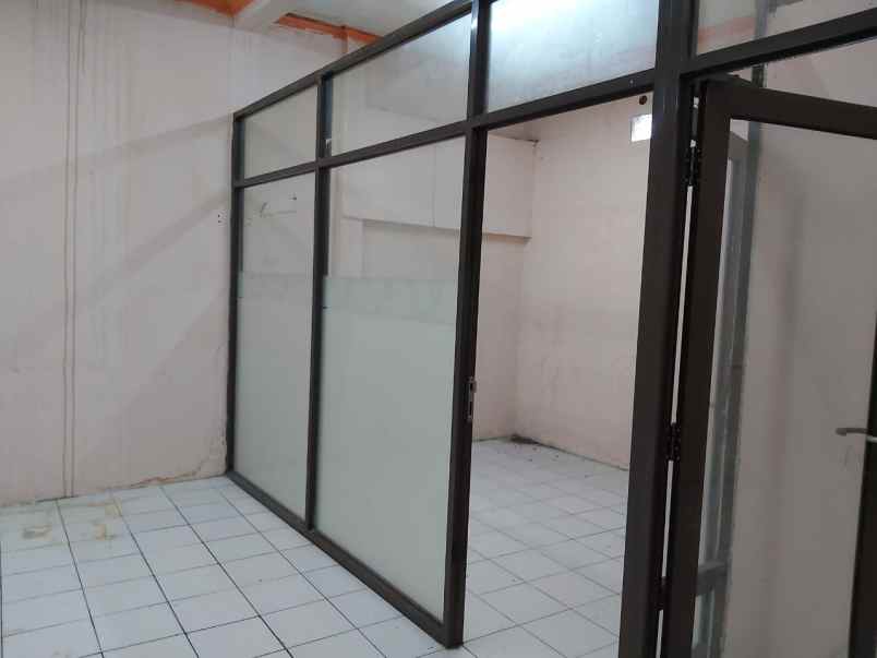 ruko gudang kantor jl raya ahmad yani timur