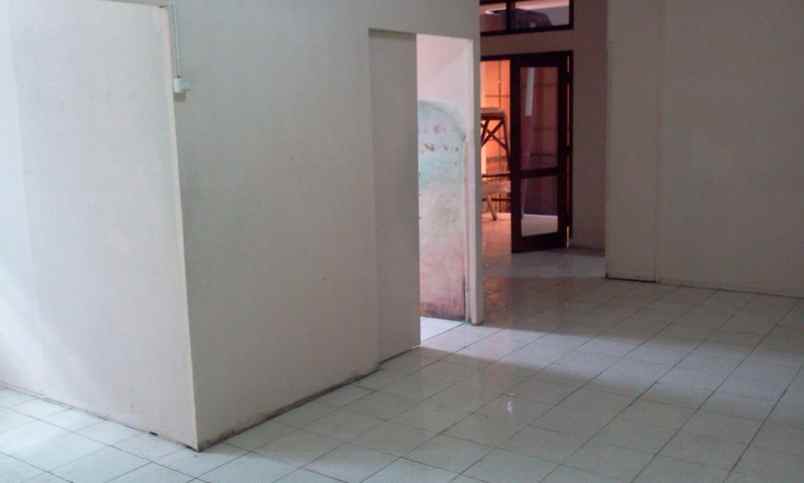 ruko gudang kantor jl raya ahmad yani timur