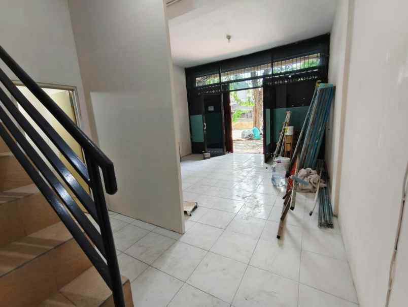 ruko jl kendal sari 2 menit ke pandugo 3 menit ke merr