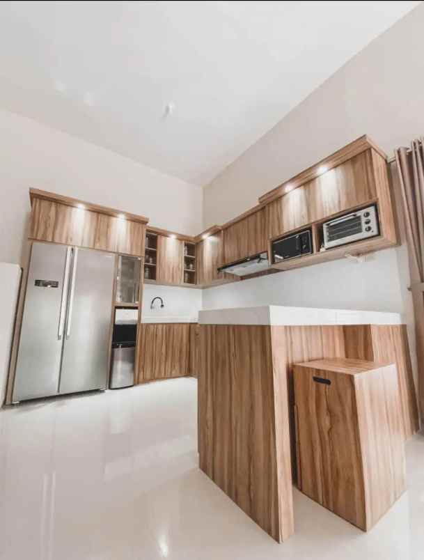 rukost full penghuni dan full furnished strategis