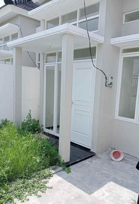 rumah 1 lantai 300 juta an di malang