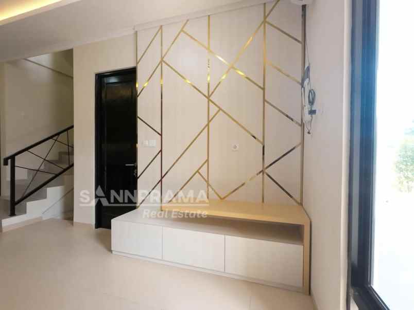 rumah 2 lantai dalam cluster dekat mall paradise walk