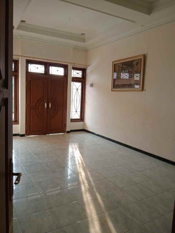 rumah 2 lantai siap huni puri anjasmoro semarang barat