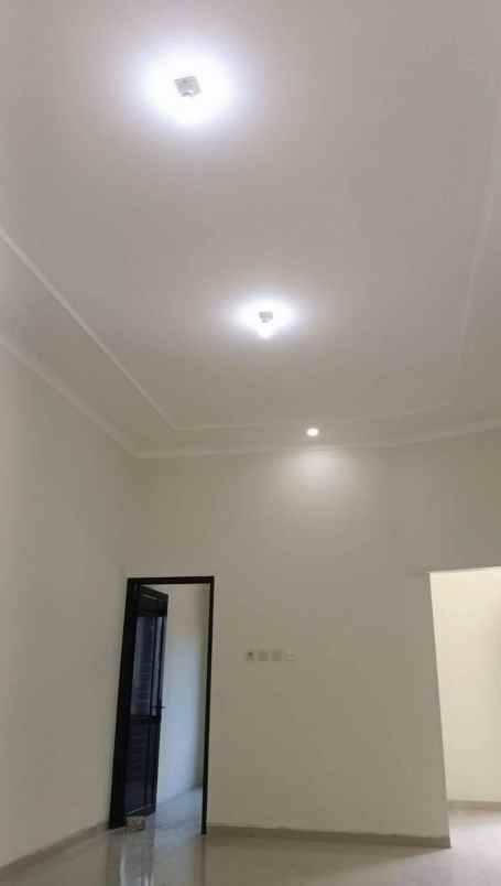 rumah 3 kamar tidur siap huni di gunungpati semarang