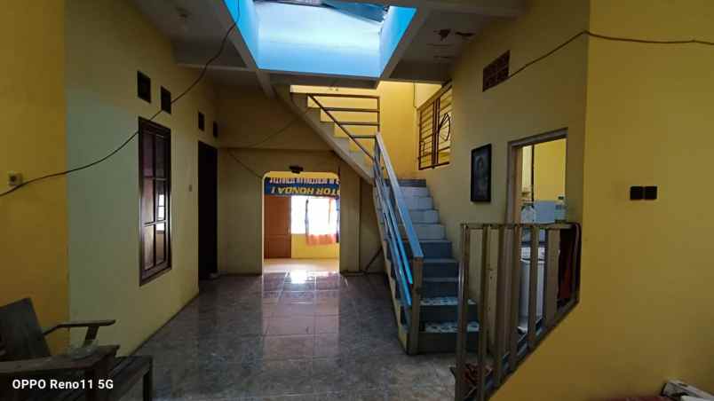 rumah 3 lantai siap huni hanya 800 juta di sawojajar