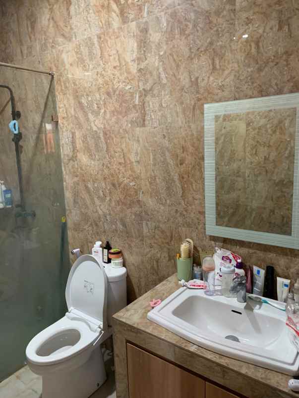 rumah 3lt luas 105meter 4kt sunter jaya jakarta utara