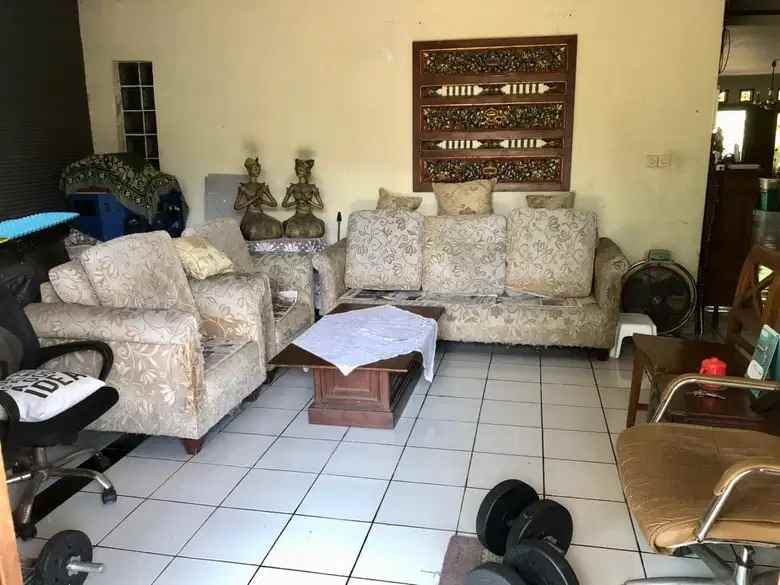 rumah asri dijual dalam komplek strategis lebak bulus