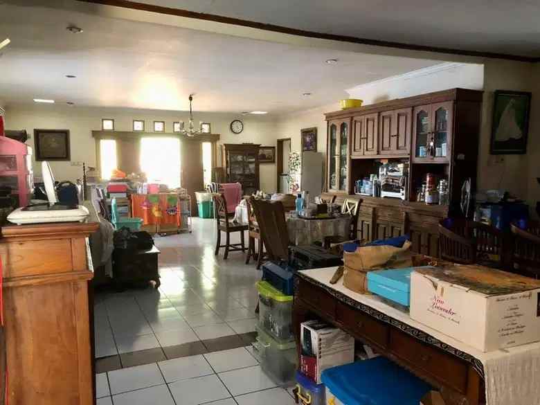 rumah asri dijual dalam komplek strategis lebak bulus