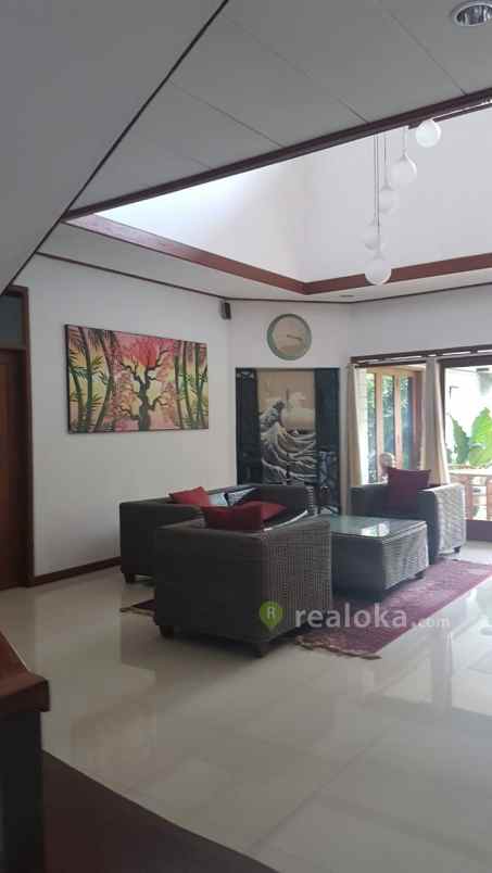 rumah babakan loa cimahi