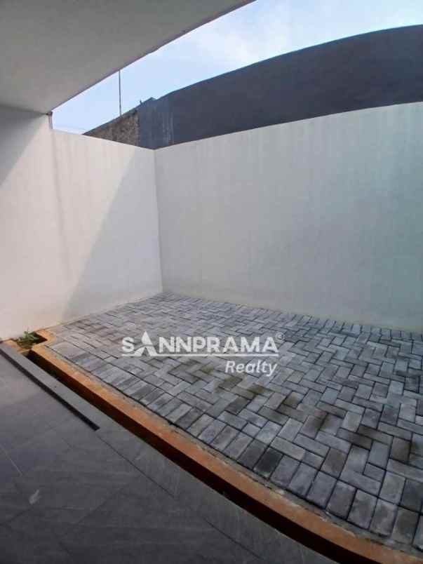 rumah baru 2 lantai di tanah baru beji depok imlash