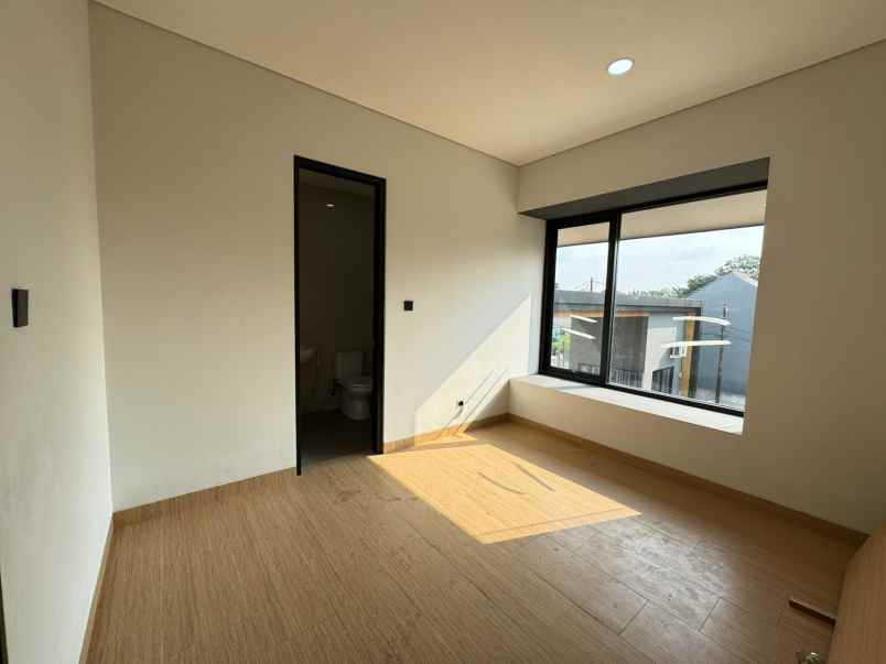 rumah baru harga termurah di pusat kota