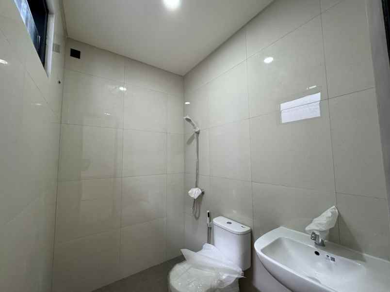 rumah baru harga termurah di pusat kota