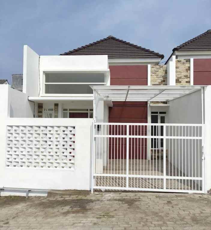 rumah baru perumahan sukun kota malang