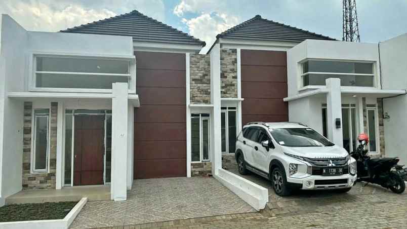 rumah baru perumahan sukun kota malang