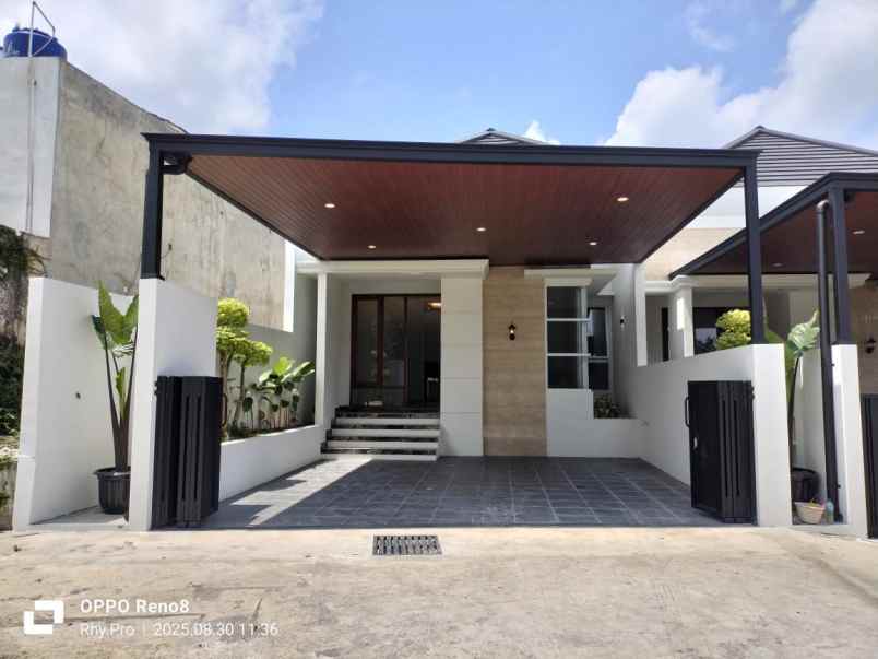 rumah baru siap huni dekat pasar gentan sleman