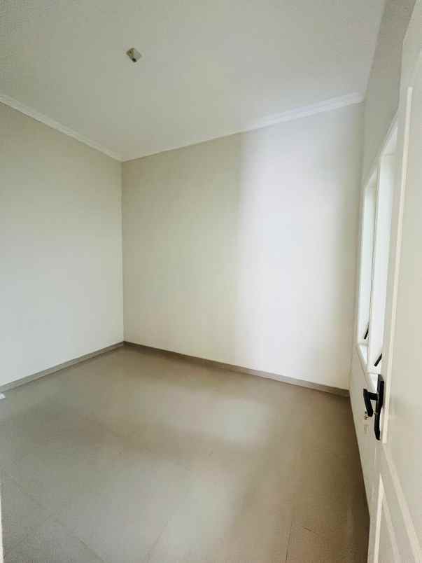 rumah baru siap huni lokasi di tidar kota malang