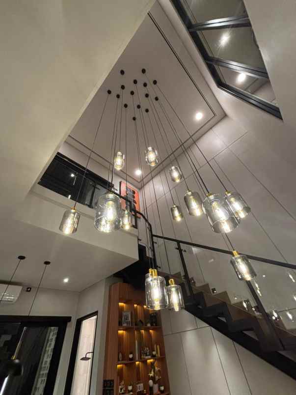 rumah baru siap huni lokasi full furnish di sukun