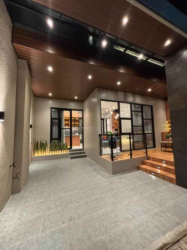 rumah baru siap huni lokasi full furnish di sukun