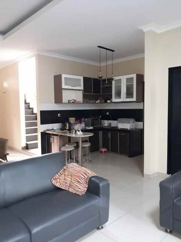 rumah batununggal dekat kembar buah batu bandung