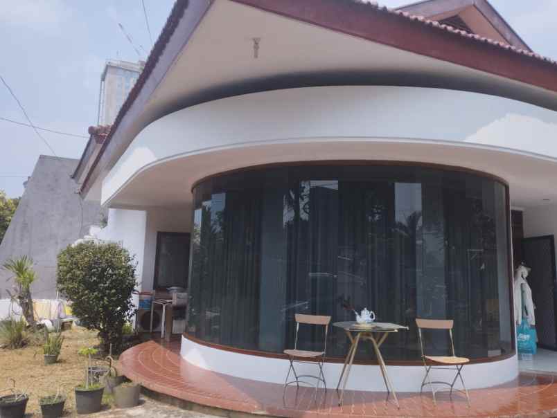 rumah bunga mayang tanah kusir