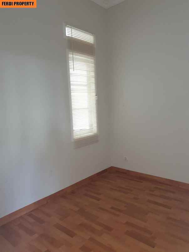 rumah cantik rapi dekat mal citra gran cibubur