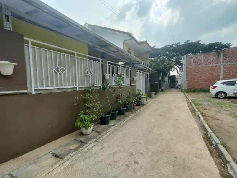 rumah ciawitali citeureup dekat pemkot cimahi