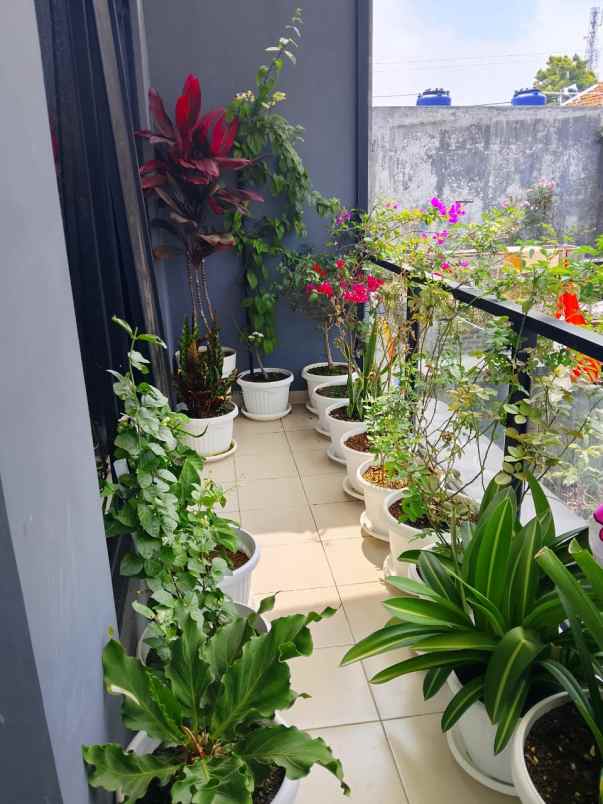 rumah cihanjuang full bangunan 10 menit pemkot cimahi