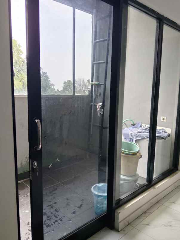 rumah cihanjuang full bangunan 10 menit pemkot cimahi