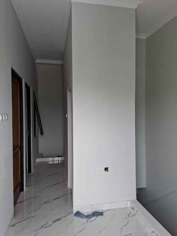 rumah cipayung setu jakarta timur cluster 2 lantai