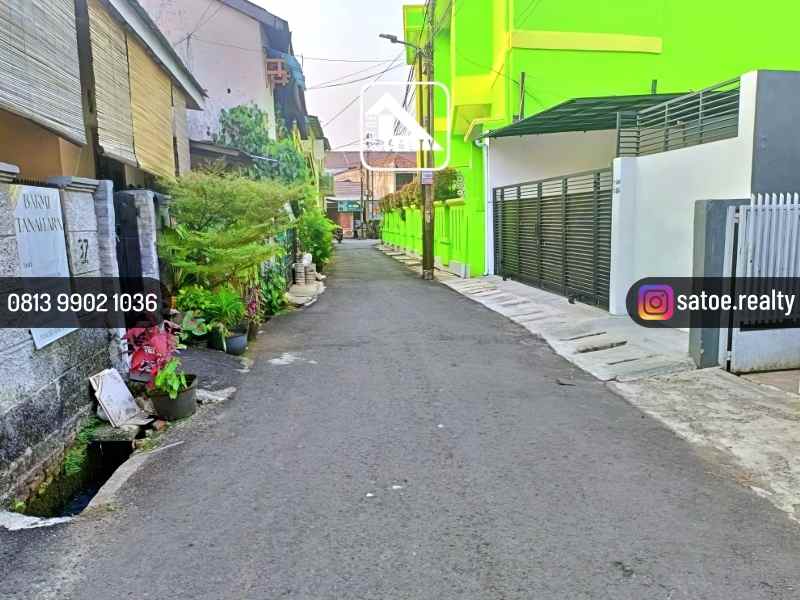 rumah dan 8 kamar kost di pondok pinang kebayoran lama