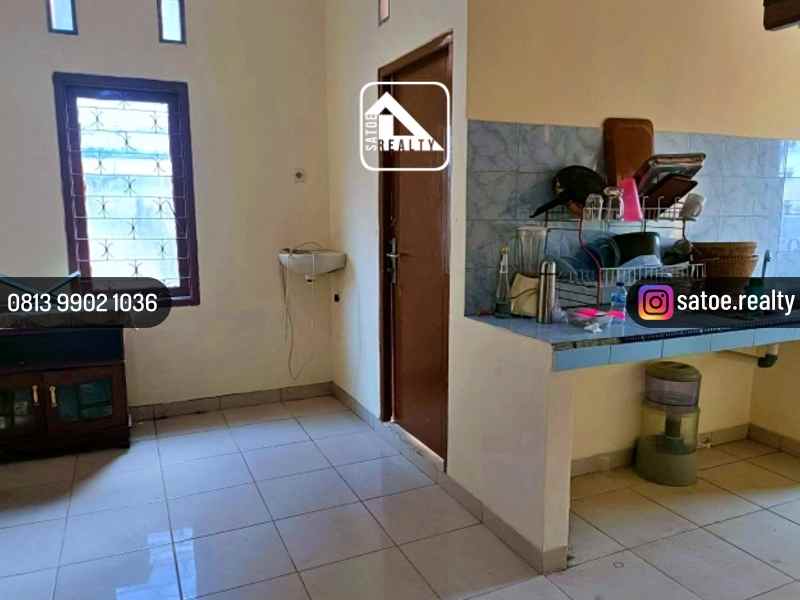 rumah dan 8 kamar kost di pondok pinang kebayoran lama