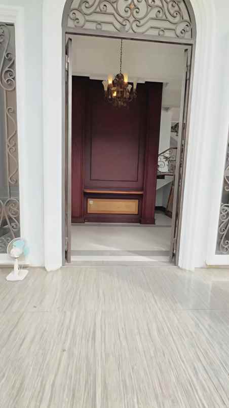 rumah di kelapa cengkir kelapa gading