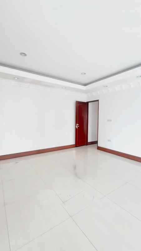 rumah di kelapa cengkir kelapa gading