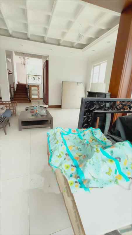 rumah di kelapa cengkir kelapa gading