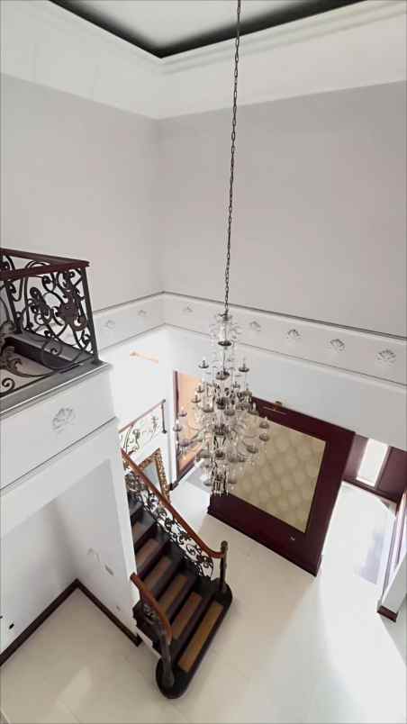 rumah di kelapa cengkir kelapa gading