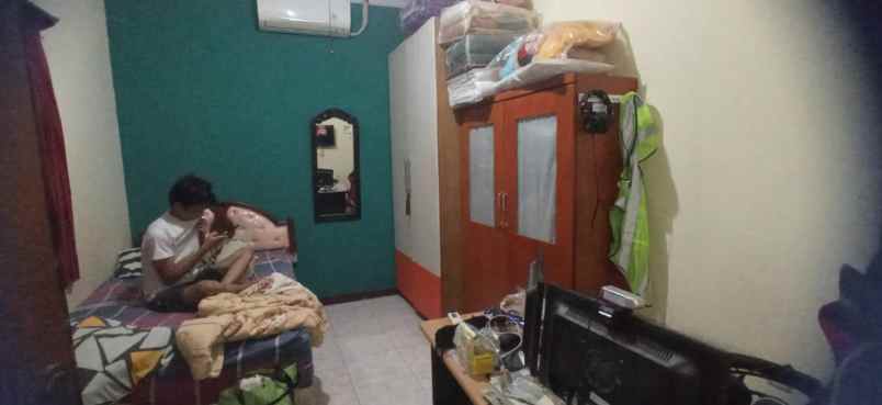 rumah dijual bu di komplek pondok bambu jakarta timur